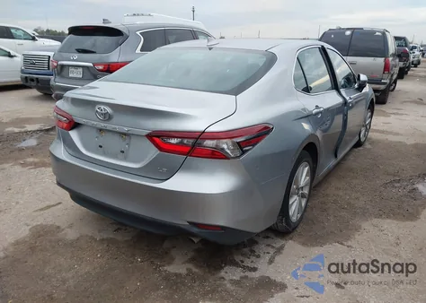 2022 Toyota Camry Le from USA, damaged, VIN 4T1C11AK5NU682675